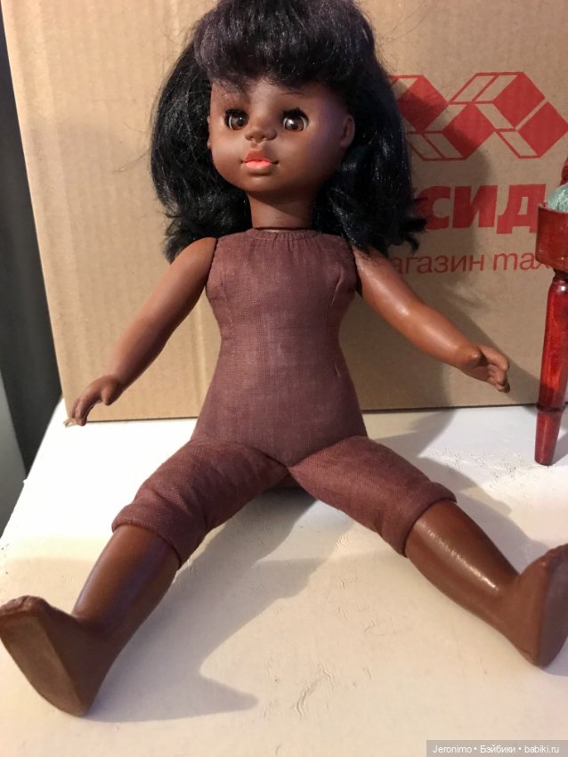 ГДР, Sonni, шоколадная девочка, ставшая мягконабивной