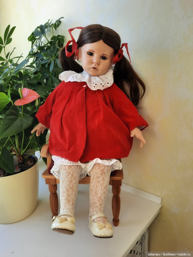 Фарфоровая каркасная кукла