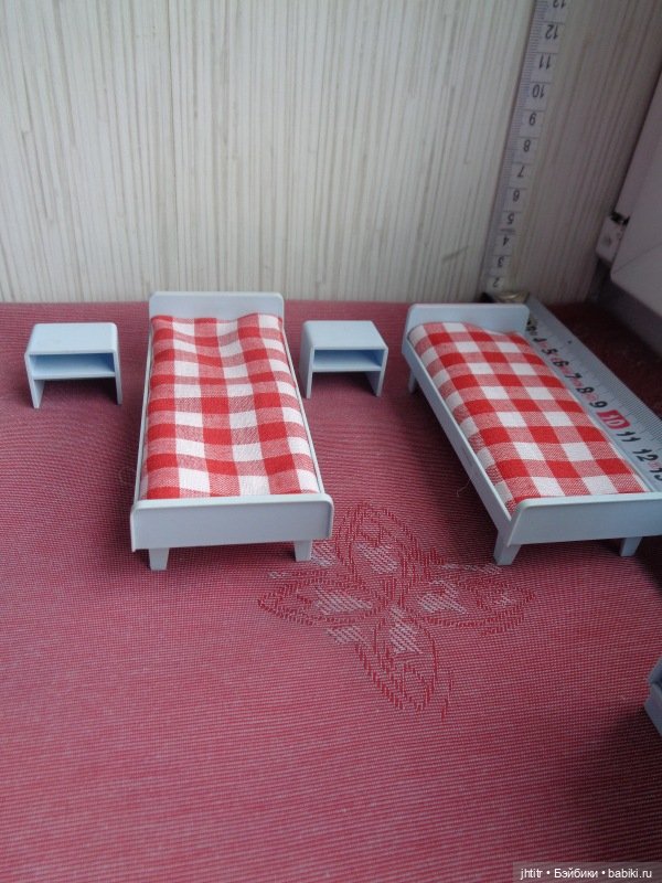 Спальня производства ГДР для ваших винтажных пупсиков ! 7 предметов (фото 2)