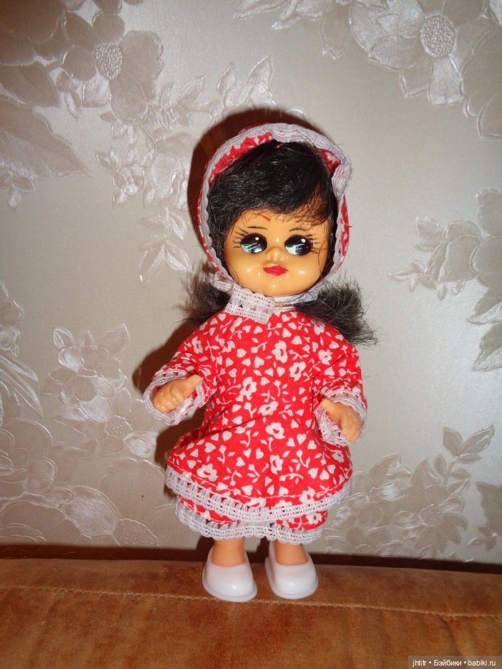 Куколка ГДР, новая, в родной одежде и обуви (фото 2)