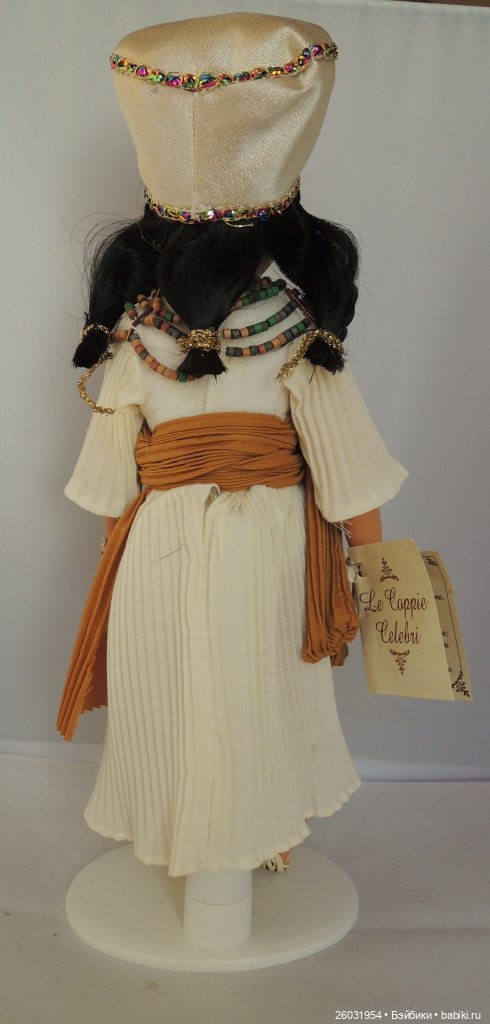 Фарфоровая итальянская кукла Клеопатра (фото 8)