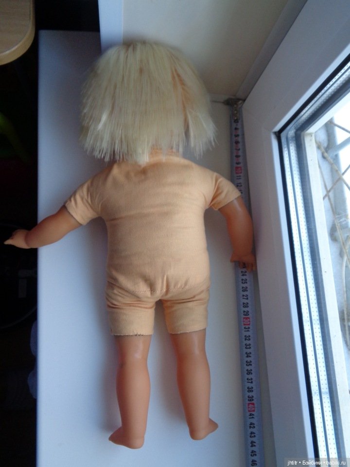 Кукла ГДР в родной одежде (фото 3)