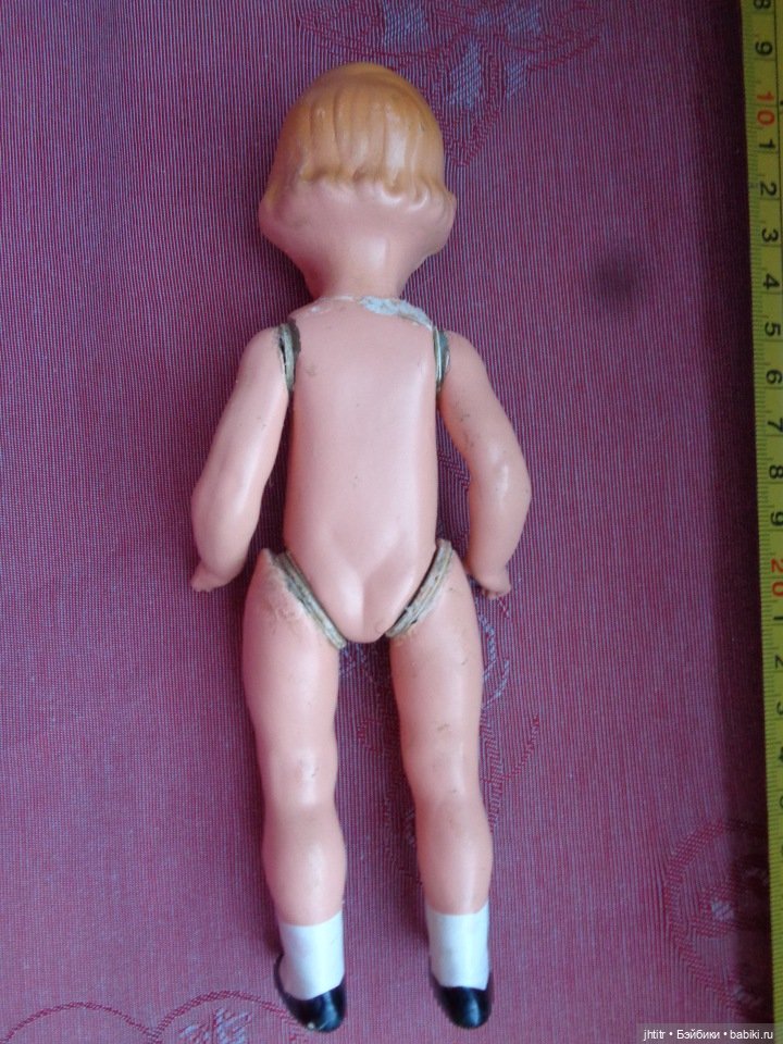 Старенькая куколка из композита , клейма нет (фото 5)