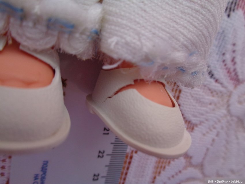 Хитруля ГДР в родной одежде и обуви (фото 3)