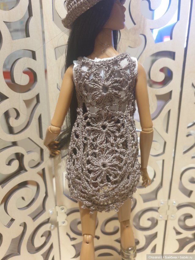 Вязаный комплект для куклы (фото 5)