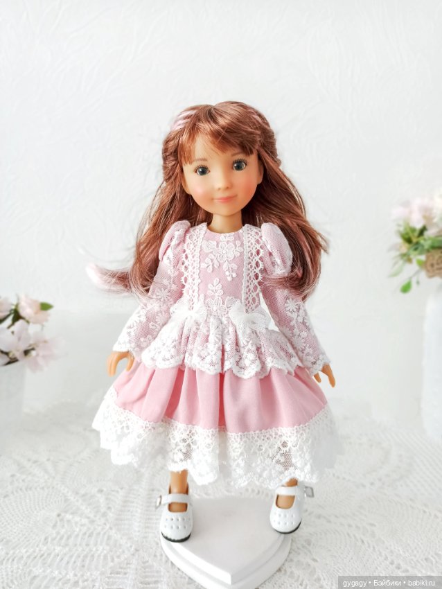 Мастер класс по пошиву нарядного платья для кукол Ruby Red Siblies