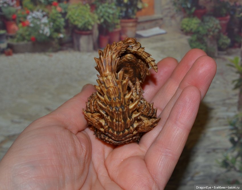 1/1 Ящерица-броненосец — Коллекционные фигурки