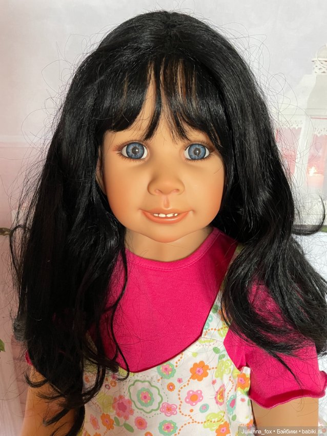 Жгучая брюнетка Alissa (Алисса) от Monika Peter Leicht. Полностью винил (фото 6)