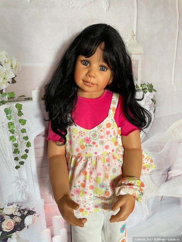 Жгучая брюнетка Alissa (Алисса) от Monika Peter Leicht. Полностью винил (фото 10)