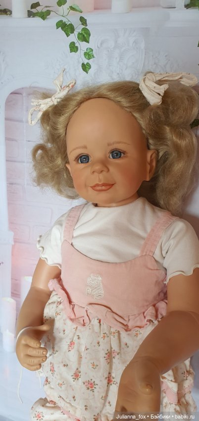 Очаровательная голубоглазая кучеряшка Nina (Нина) от Monika Levenig (фото 5)