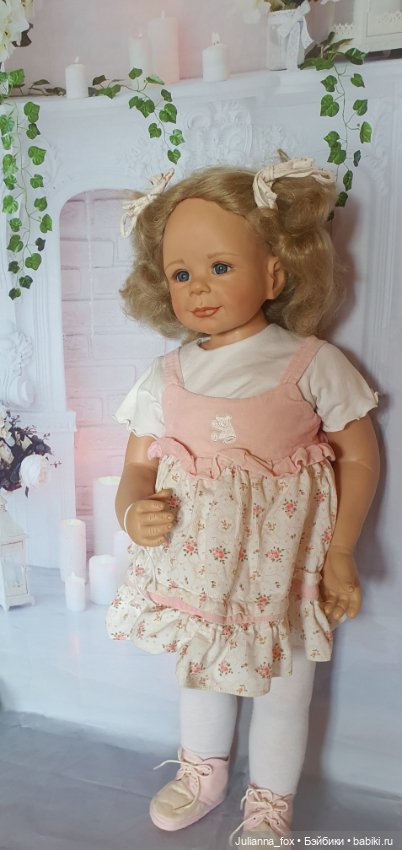 Очаровательная голубоглазая кучеряшка Nina (Нина) от Monika Levenig