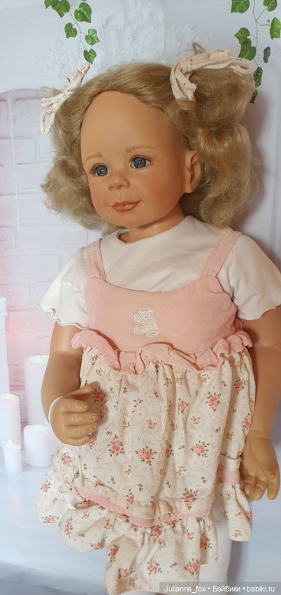 Очаровательная голубоглазая кучеряшка Nina (Нина) от Monika Levenig