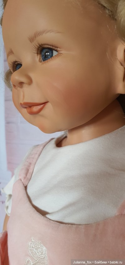 Очаровательная голубоглазая кучеряшка Nina (Нина) от Monika Levenig (фото 2)