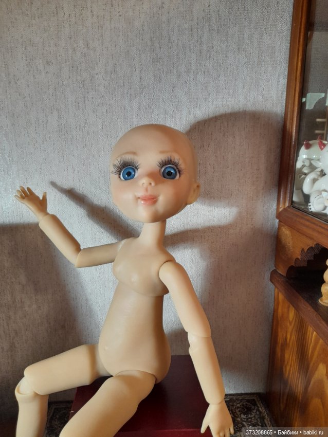 Голубоглазая девочка — Куклы BJD