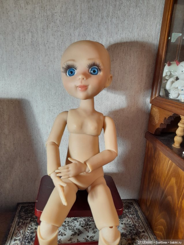 Голубоглазая девочка — Куклы BJD