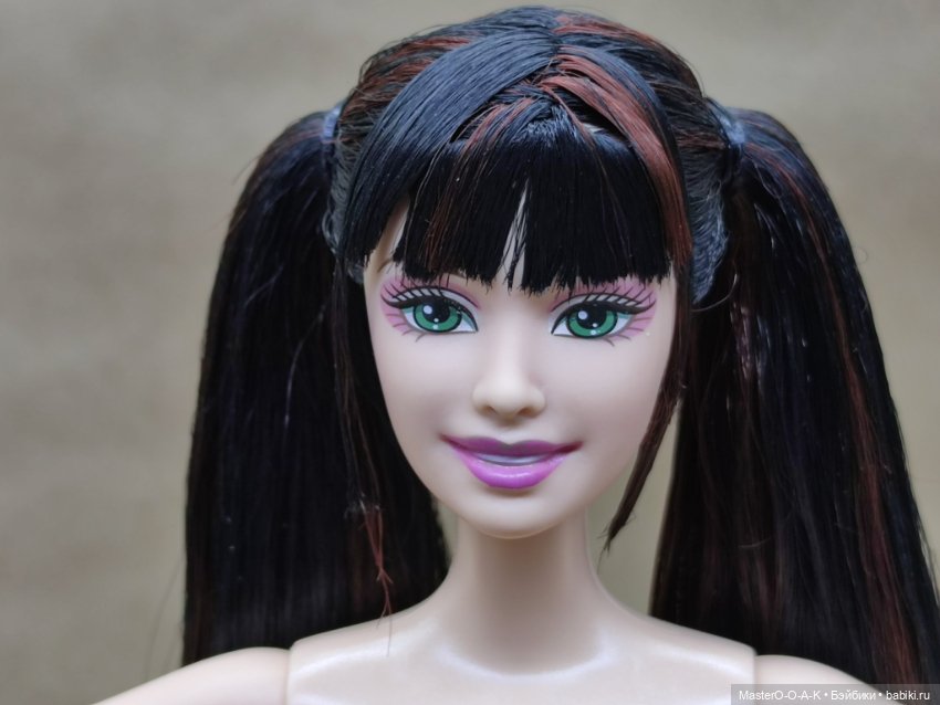 Courtney The Barbie Diaries series Mattel 2005 852422