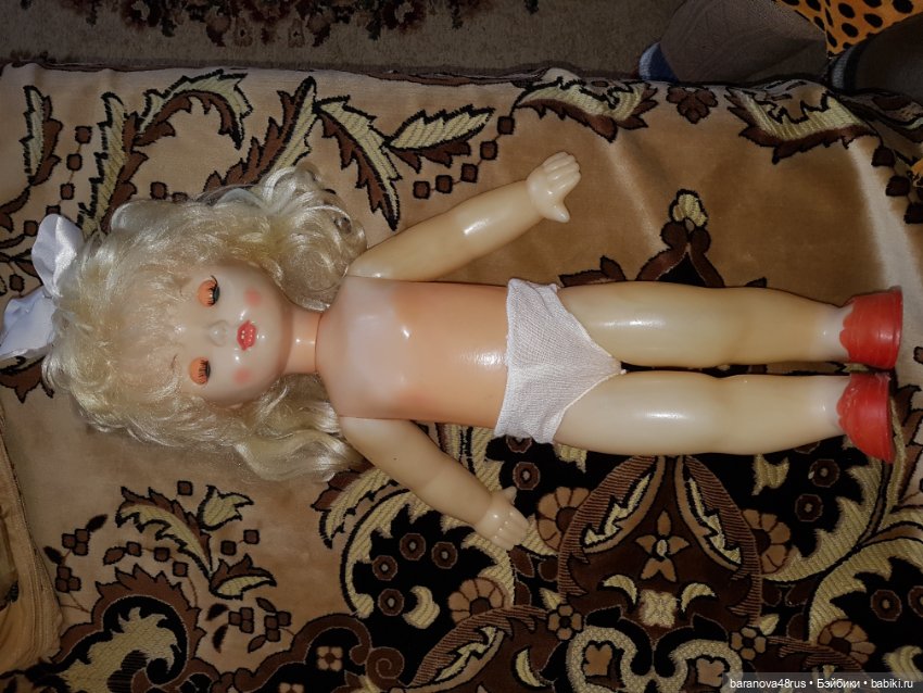 Большая красивая кукла с роскошными волосами и зубками СССР (фото 6)