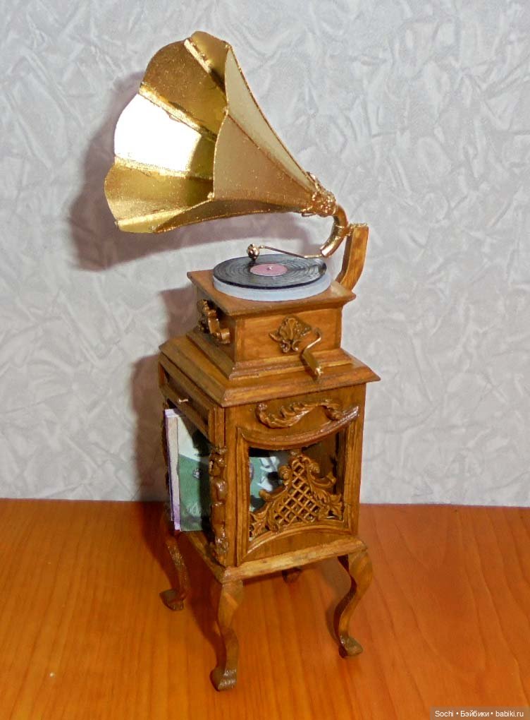 Грамофон для масштаба 1:12 (фото 2)