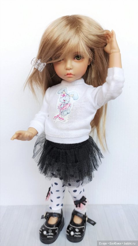 Парики 6-7" - Каскад, длинная косая челка - 3 цвета (фото 8)