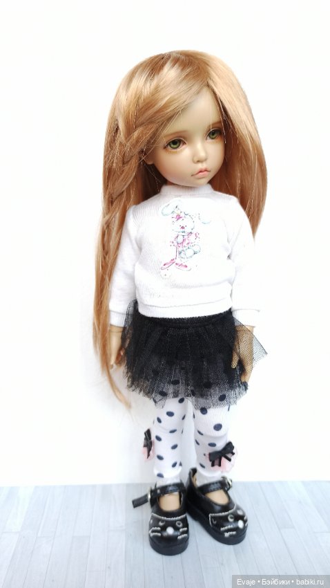 Парики 6-7" - Каскад, длинная косая челка - 3 цвета (фото 4)