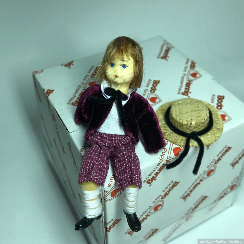 Кукла “Мальчик со шляпой” Bodo Hennig (фото 3)