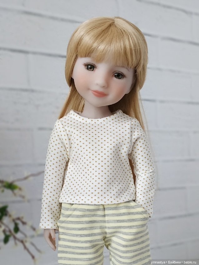 Лонгсливы для кукол Ruby Red 37 см