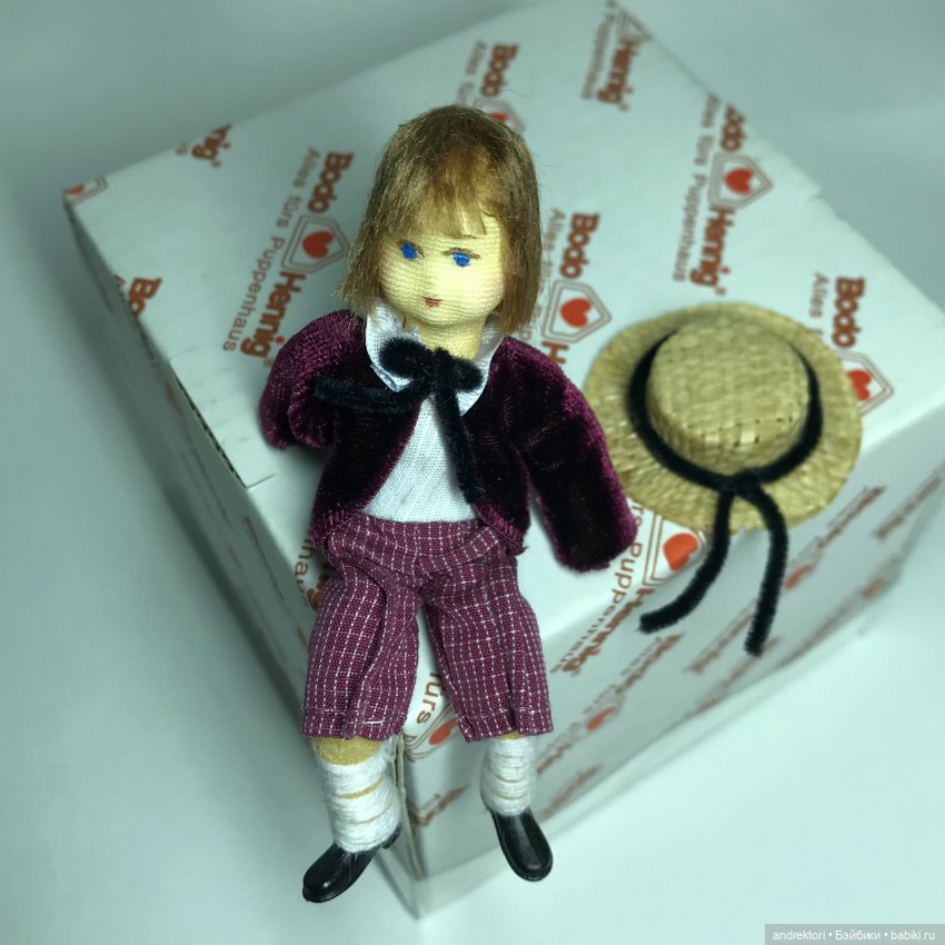 Кукла “Мальчик со шляпой” Bodo Hennig (фото 6)