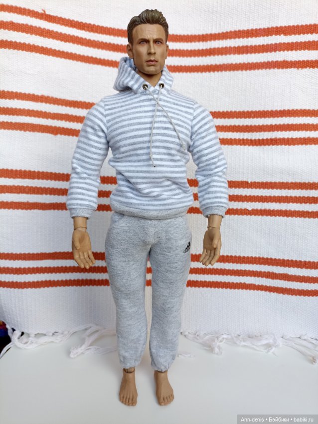 Стив Роджерс на теле Worldbox. Экшн/action