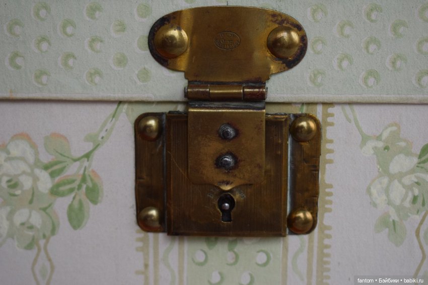 Французская bebe SFBJ с сокровищницей (фото 2)