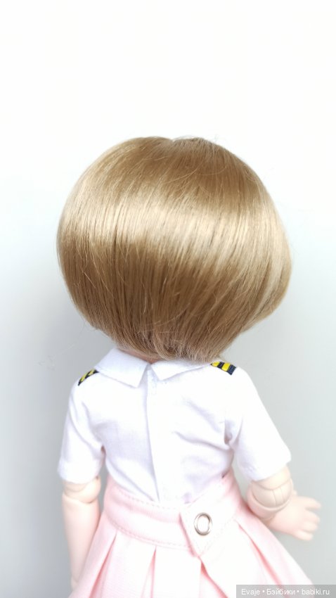 Парики 7-8" - Каре без челки, 3 цвета. Подходят Meadow dolls 28 см