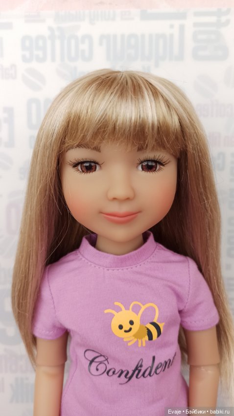 Парики 7-8" - Прямой с пробором и челкой, 6 цветов. Подходит Meadow dolls 28 см, Руби Ред 37 см