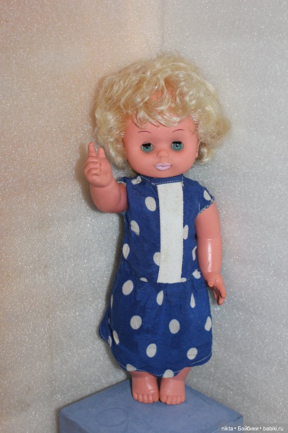 Кукла ГДР Малышка с пальчиком