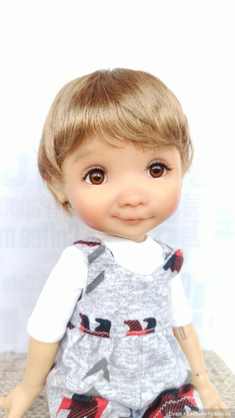 Парики 7-8" - Боб-унисекс, 6 цветов. Подходят Meadow dolls 28 см