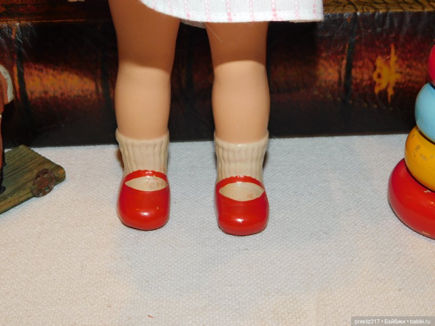 Стройная и благородная,редкая,рельефная, антикварная куколка 50-е годы.В отличном состоянии (фото 6)