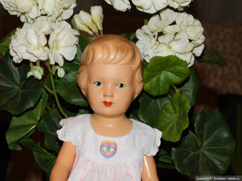 Стройная и благородная,редкая,рельефная, антикварная куколка 50-е годы.В отличном состоянии (фото 3)