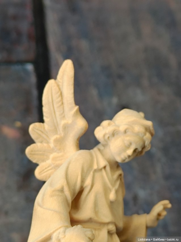 Деревянная статуэтка Ангел-Хранитель от Josef Albl. 10 см