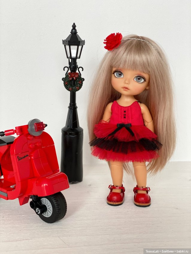 Красивое платье с повязкой-розой на голову на малышек BJD Lati Лати Pukifee Пукифи Blythe и др