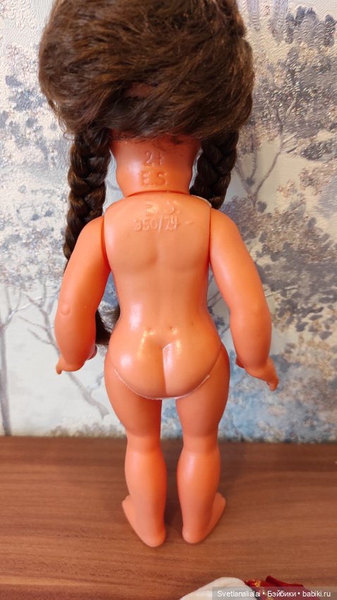 Кукла в национальном костюме Emil Schwenk (фото 5)