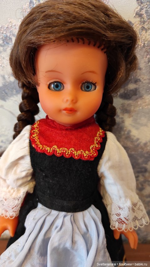 Кукла в национальном костюме Emil Schwenk (фото 2)