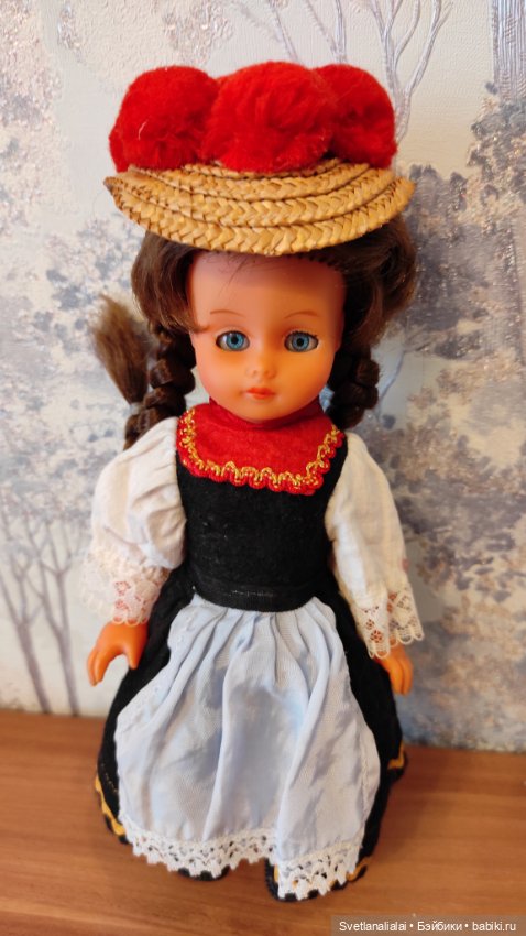 Кукла в национальном костюме Emil Schwenk (фото 7)
