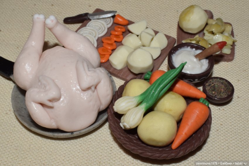 Посуда и угощение для кукол (фото 9)