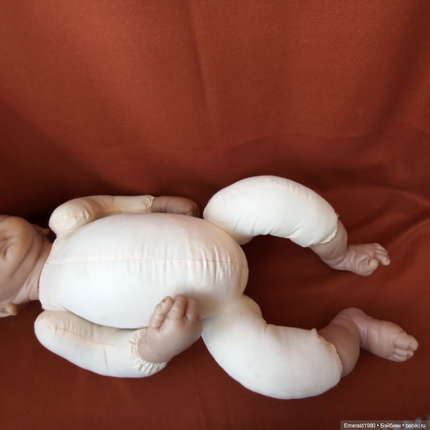 Реалистичная кукла Ashton Drake Galleries ''Welcome Home, Baby Emily'' Linda Webb (фото 5)