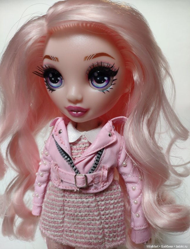 Rainbow High Белла Паркер (фото 3)