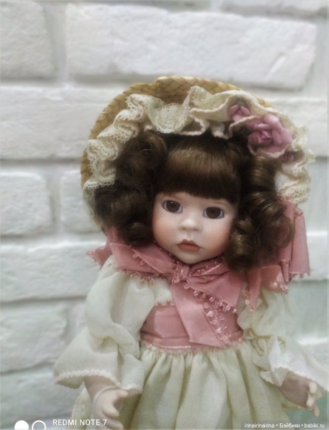 Маленькая пастушка с овечкой , полностью фарфоровая (415.1) (фото 3)