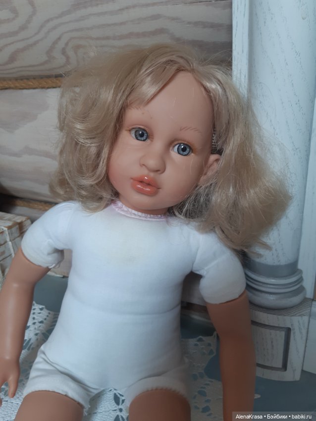 Испанская характерная винтажная кукла (фото 2)