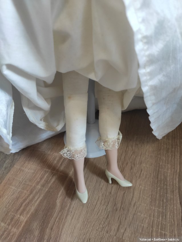 Невеста от Sandra Bilotto for Ashton Drake, «Осеннее отражение» (фото 6)