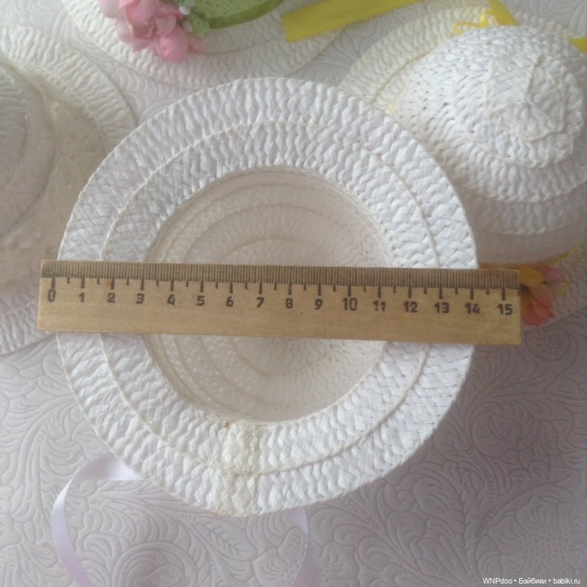 Шляпа белая, с цветами — Одежда для кукол (фото 8)