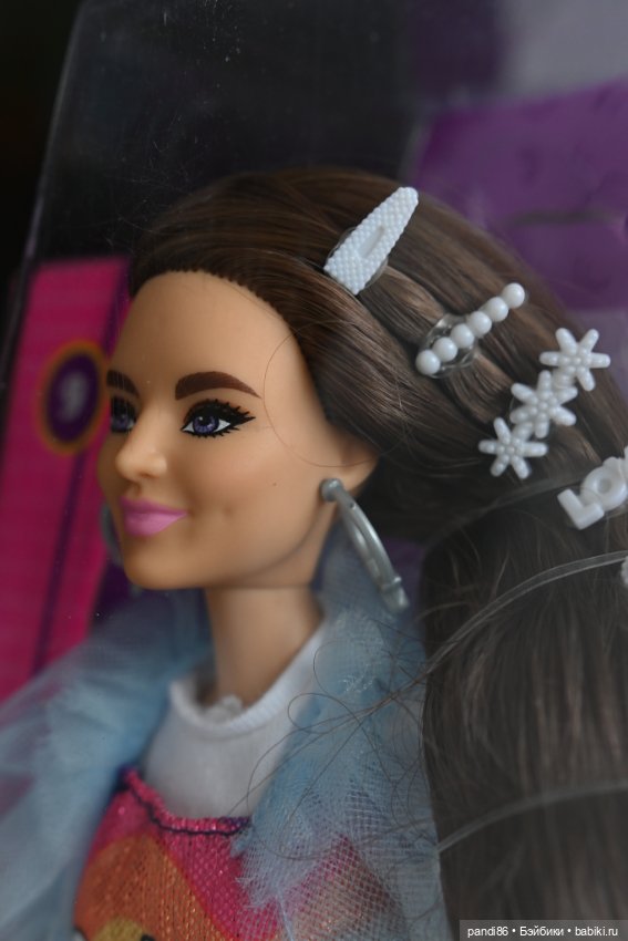 Barbie Extra Барби Экстра улыбашка с ямочками с крокодилом (фото 6)