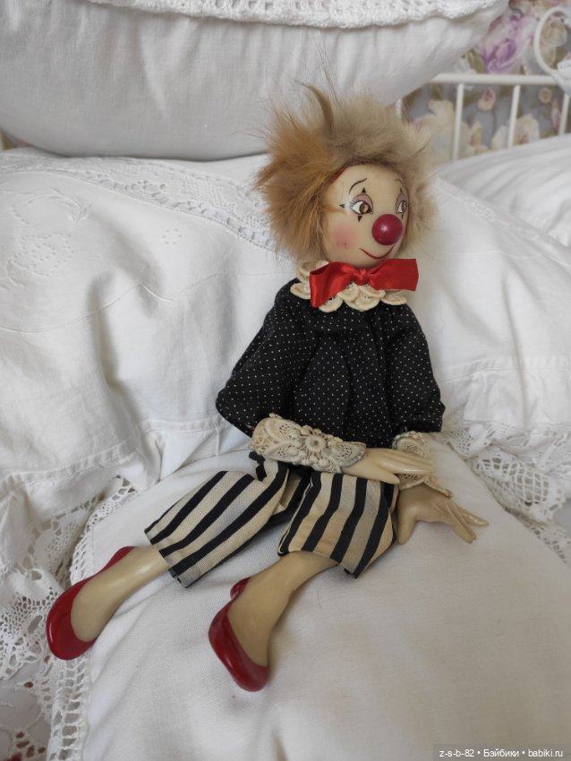Харизматичный клоун — Фарфоровые куклы (фото 2)