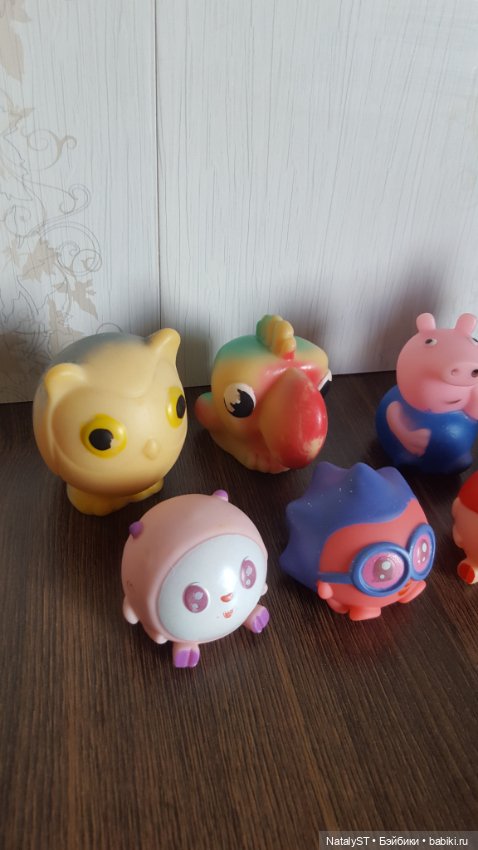 Лот маленьких резиновых игрушек (фото 5)